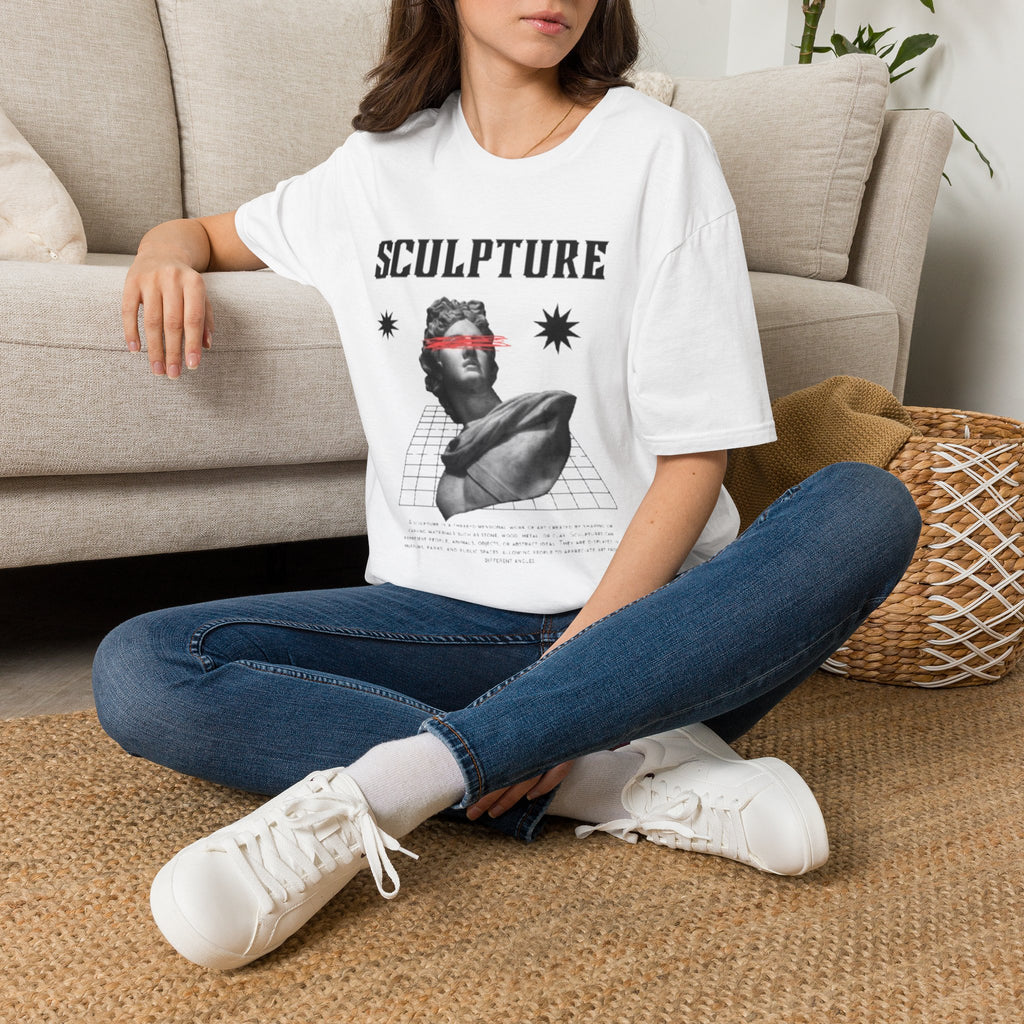 Sculpture Graphic Tee — Retro Statue Design with Red Eye Bar